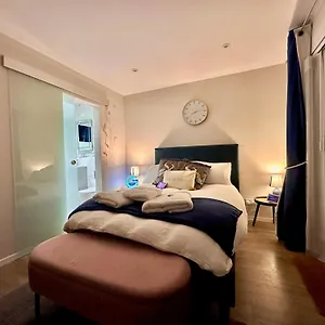 Tucktonia Retreat , Bournemouth United Kingdom